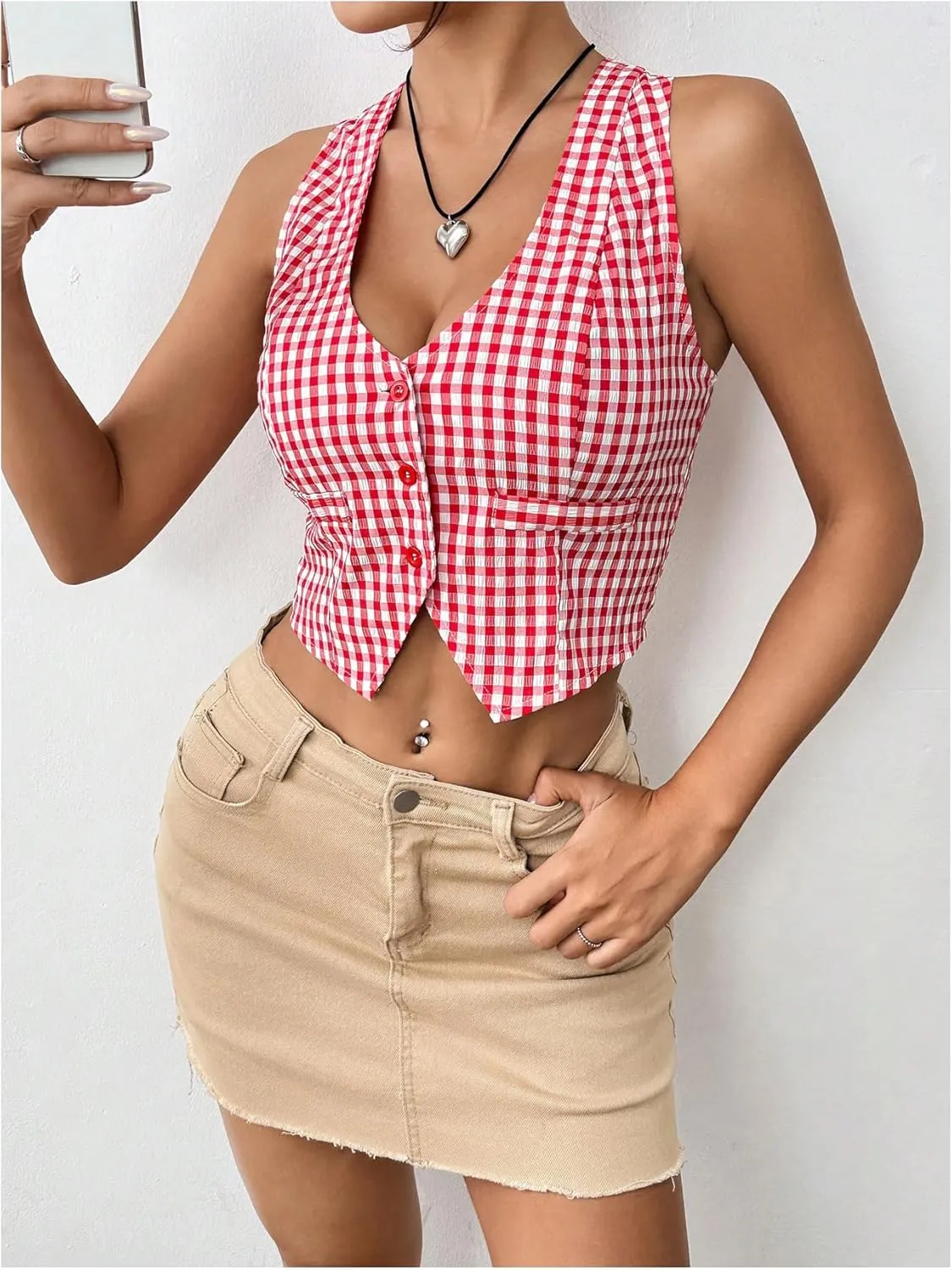 Floerns Women's Gingham Print Sleeveless Waistcoat V Neck Button Down Crop Tank Top