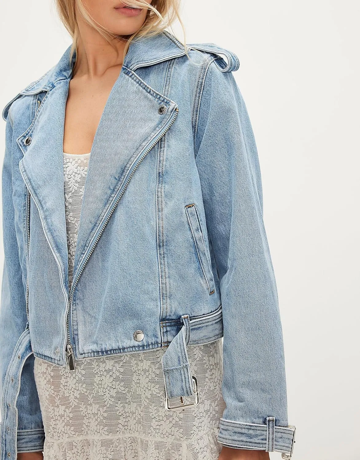 SCOFEEL Women's Distressed Denim Jacket Long Sleeve Zip Up Jean Shacket Casual Loose Fit Coat with Pockets
