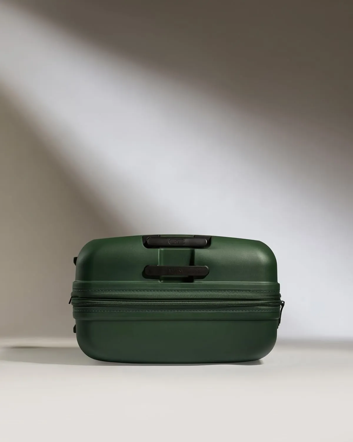 Single Stripe Hardside Luggage 32 Inch Large Suitcase - Durable, Lightweight & Expandable, 4 Spinner Wheels - Adjustable Handle, TSA Lock - Green