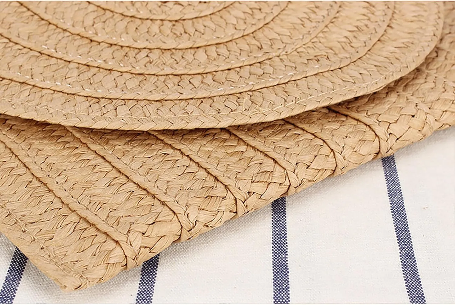 Straw Woven Tote Bag for Summer Shoulder Bag Woven Crochet Handbag Handmade Bag Hairy Ball