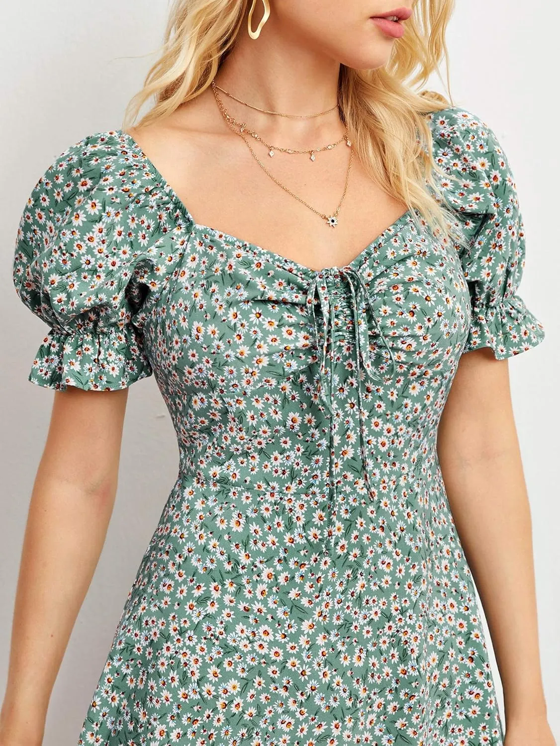 Verdusa Women's Milkmaid Dresses Floral Puff Short Sleeve Ruched A Line V Neck Ruffle Mini Short Dress