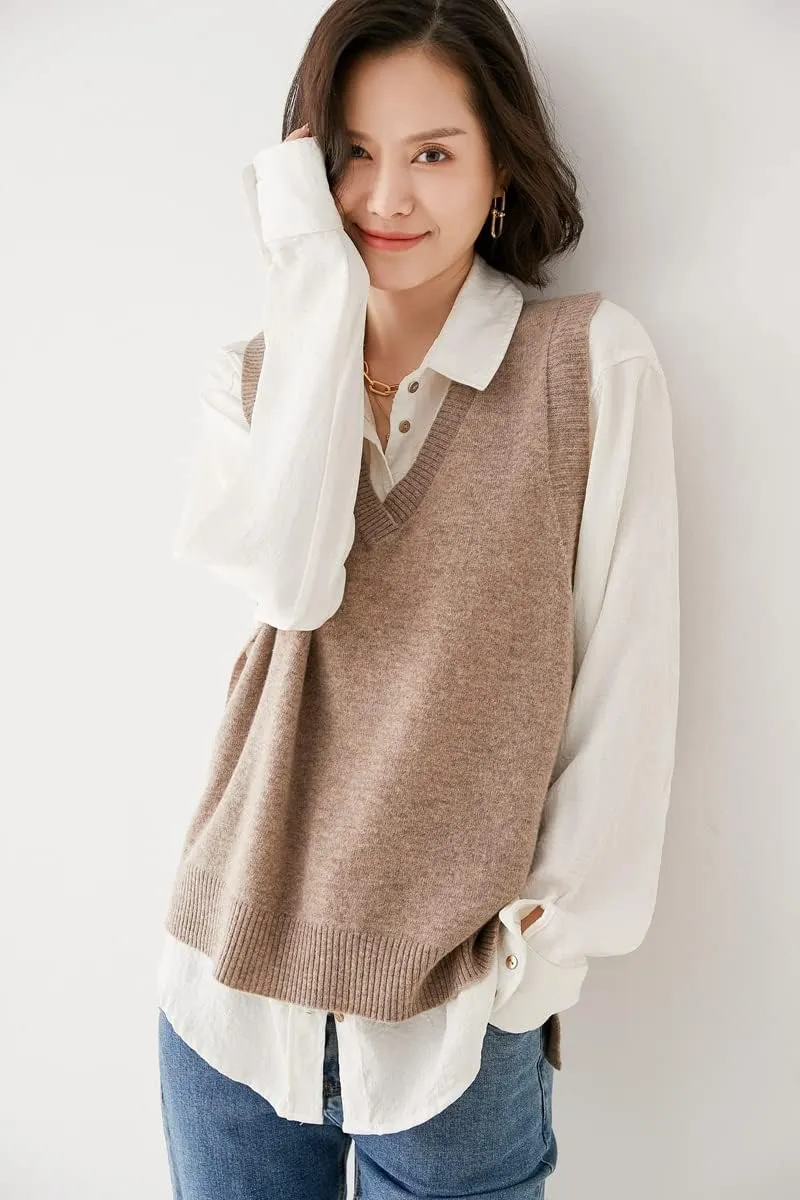 Women's V-Neck Simple Three-Button Design Solid Color Loose Casual All-Wool Knitted Vest